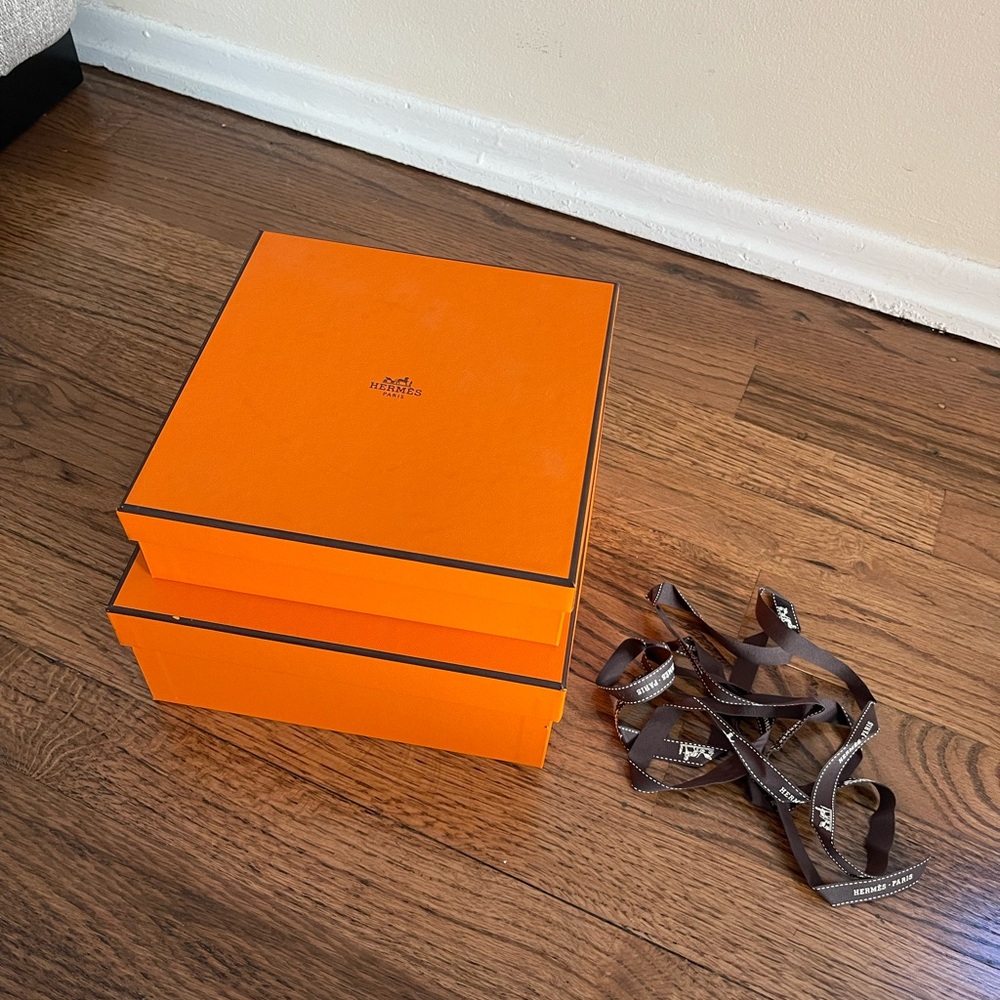 Hermes Boxes & Ribbons